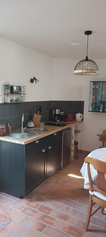 Gite De Charme Atypique Vue Panoramique Montrevault Eksteriør billede