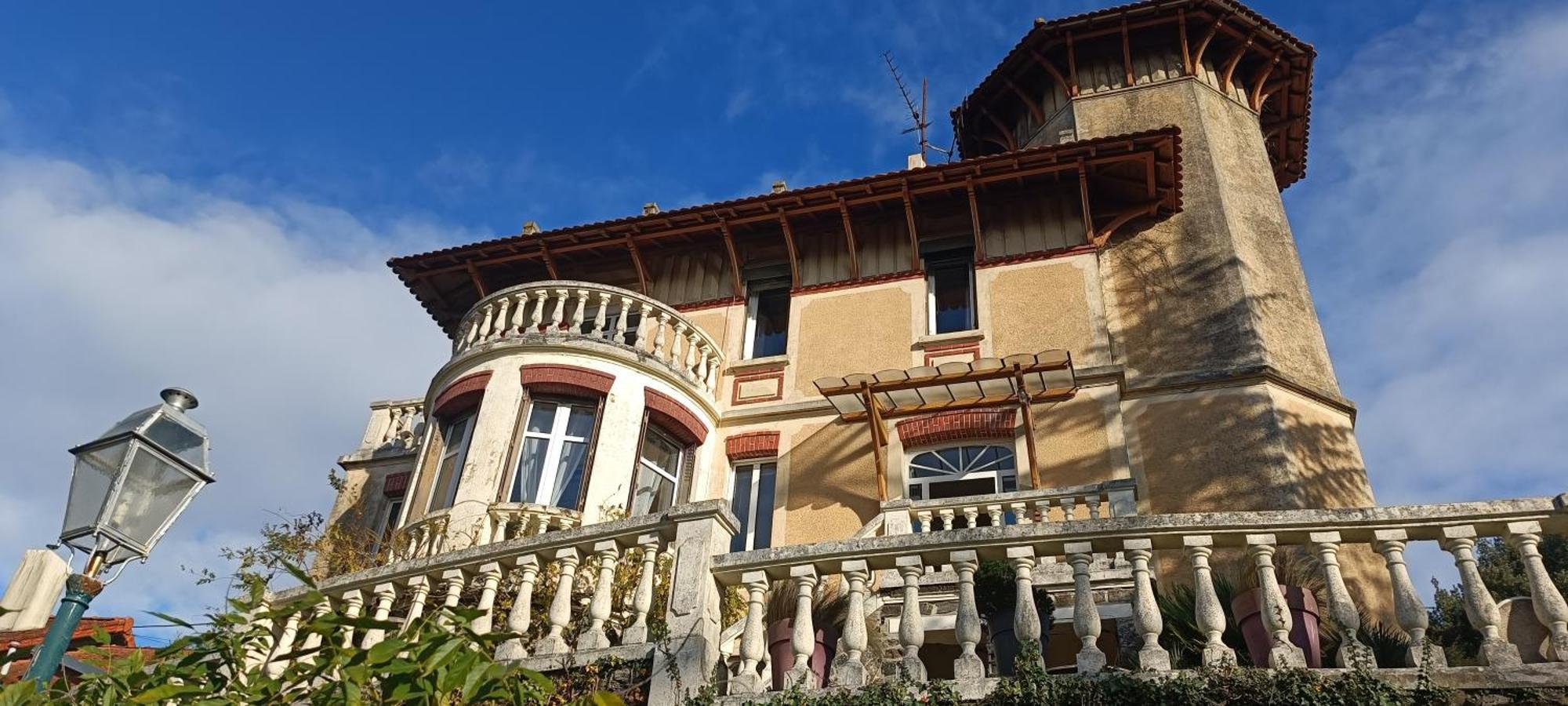 Gite De Charme Atypique Vue Panoramique Montrevault Eksteriør billede